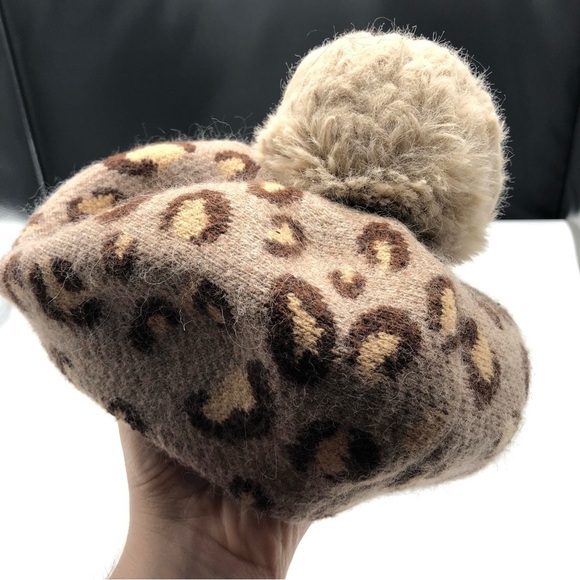 ANTHROPOLOGIE Norla Canda Leopard Print Pom Pom Beret Hat Winter Animal Print main image 8
